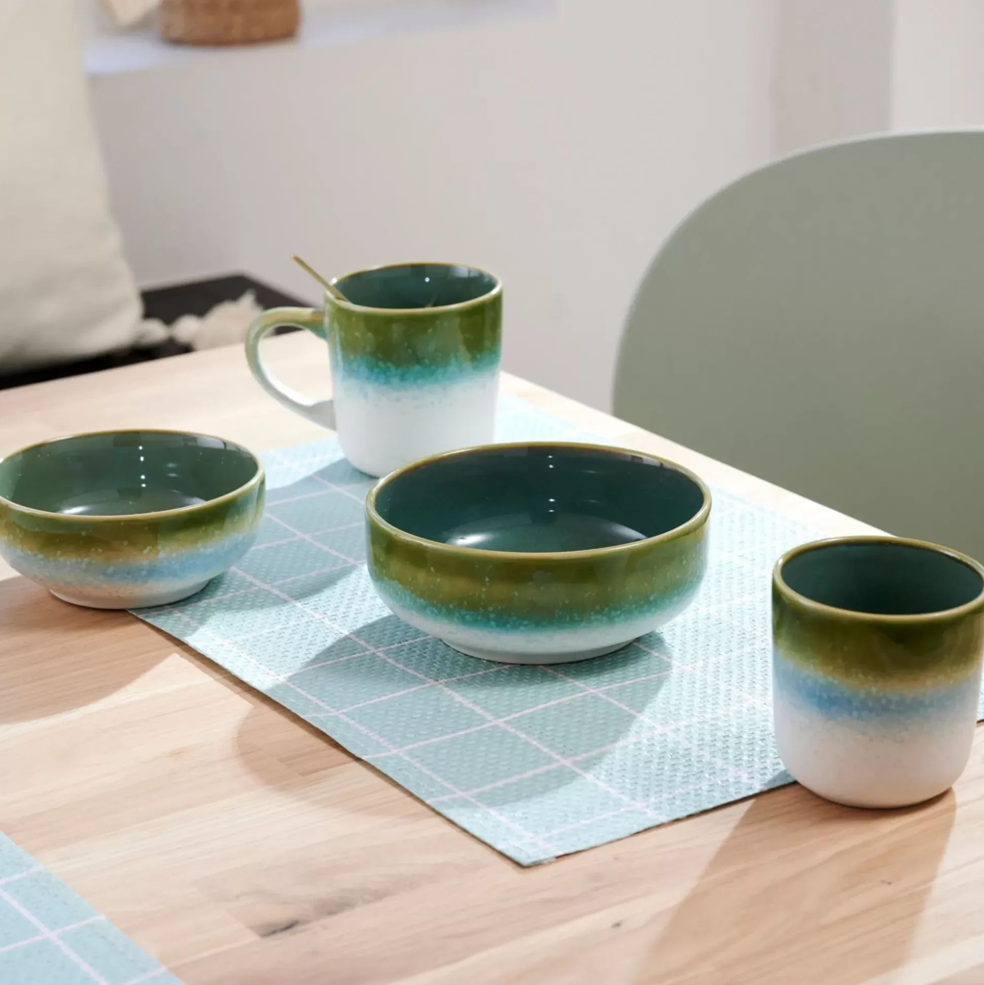 Jessie Green Taza Verde