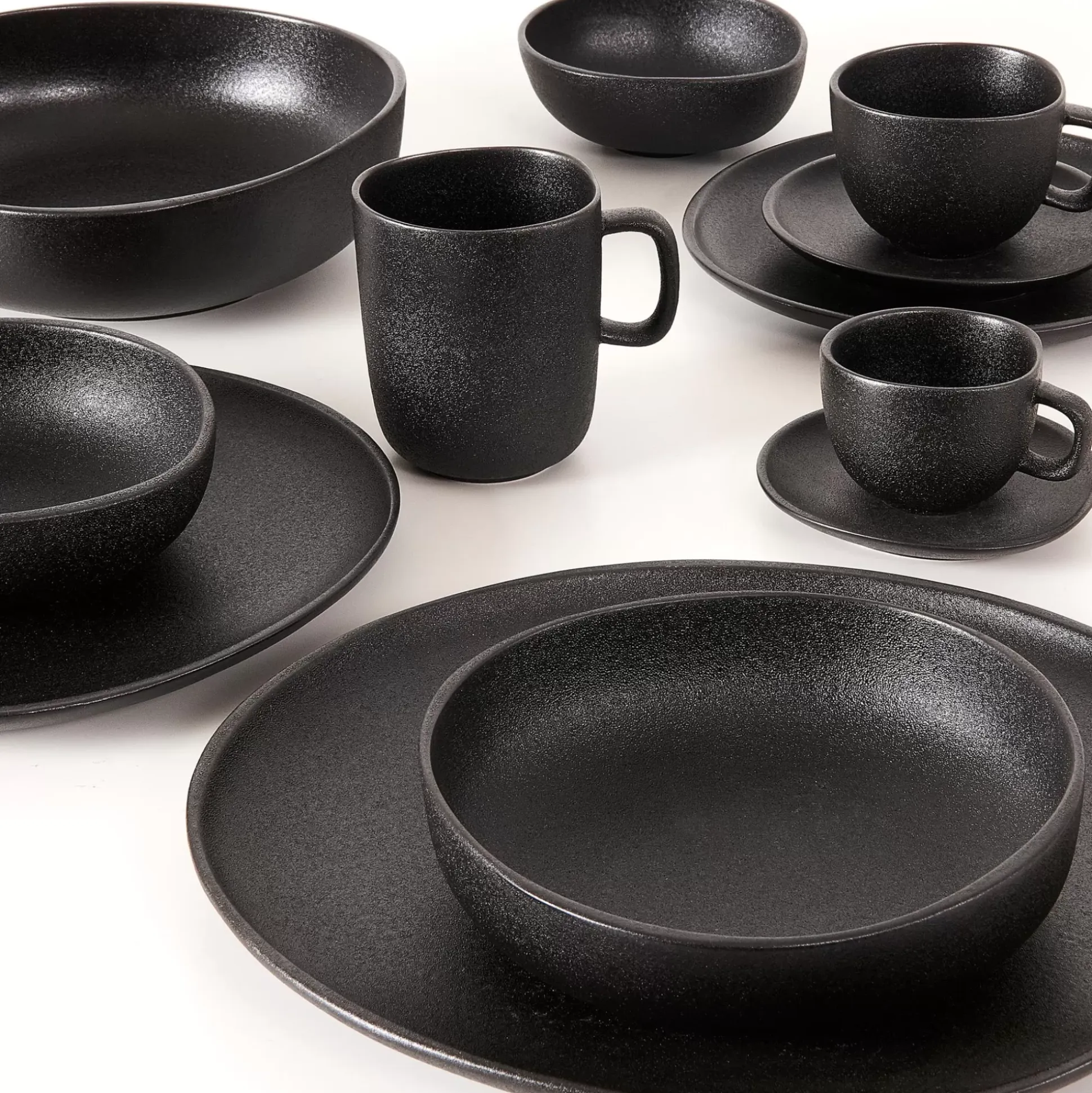 Magma Plato Negro